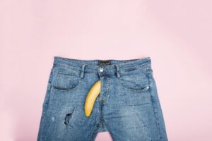 ED is defined as the ongoing inability to achieve or maintain an erection that is satisfactory for sexual performance. It can damage self-esteem, put a strain on relationships, and cause unnecessary emotional stress. But perhaps the biggest concern is the silence surrounding it. Because of cultural or personal stigmas, many men are reluctant to discuss it or seek help.